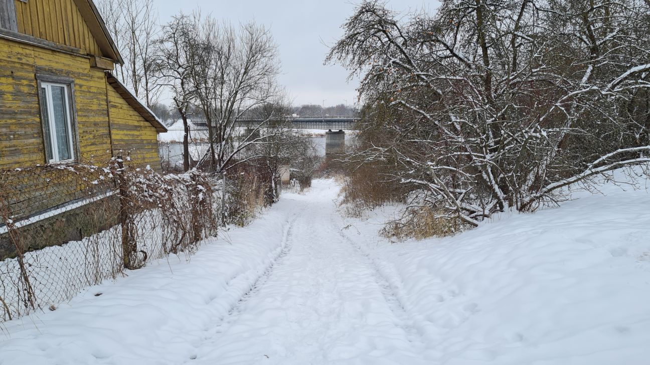 Ogres ielā Jēkabpilī apgrūtināta pārvietošanās