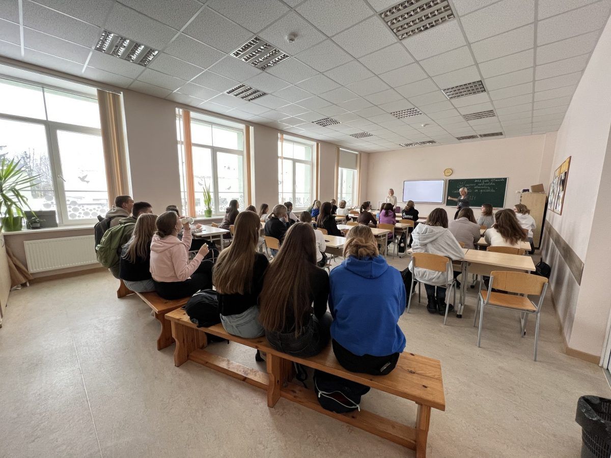 Jēkabpils 3.vidusskolas skolēni iepazīst ārsta profesiju
