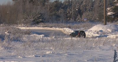 Tiek gatavota Mežaparka ledus autotrase
