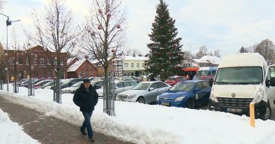 Turpinās balso&scaron;ana par ģimenei draudzīgāko pa&scaron;valdību