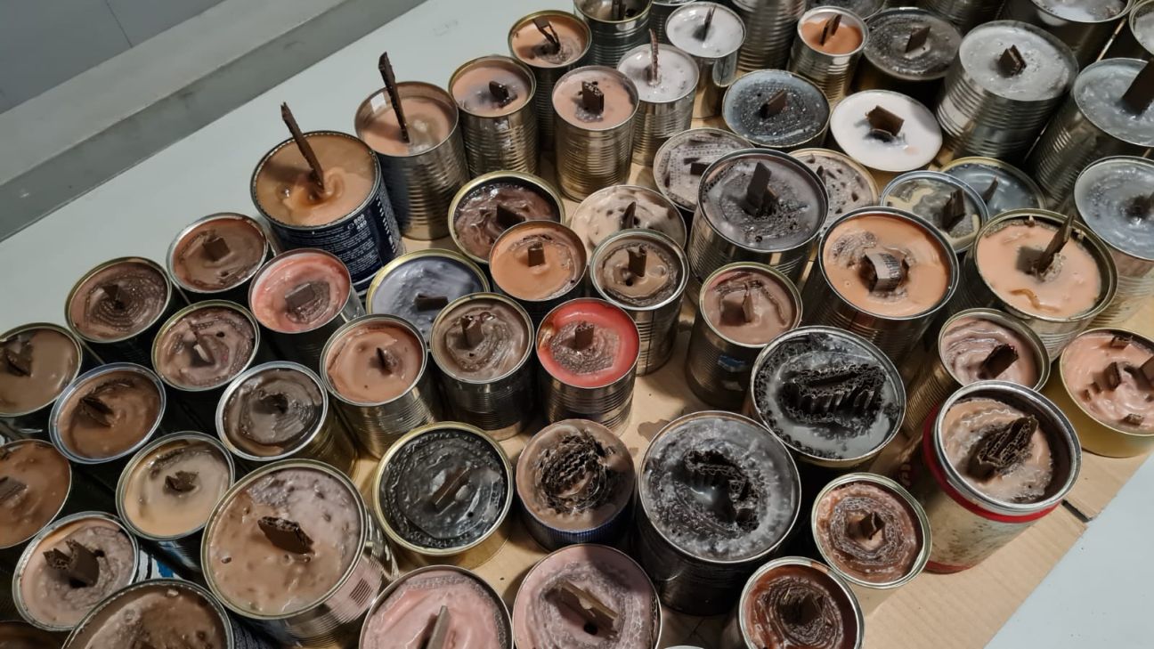 Jēkabpilieši darina ierakumu sveces Ukrainai