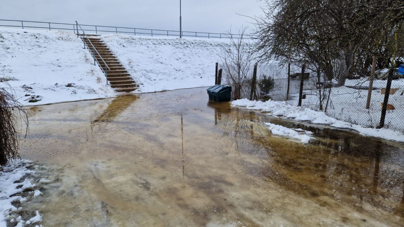 Jēkabpilī bīstami augsts ūdens līmenis Daugavā