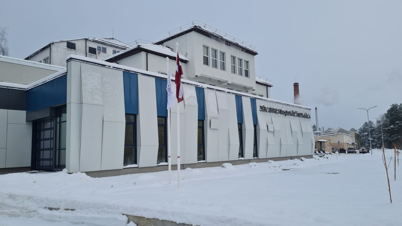 Jēkabpils reģionālajā slimnīcā pārtraukta pacientu uzņemšana