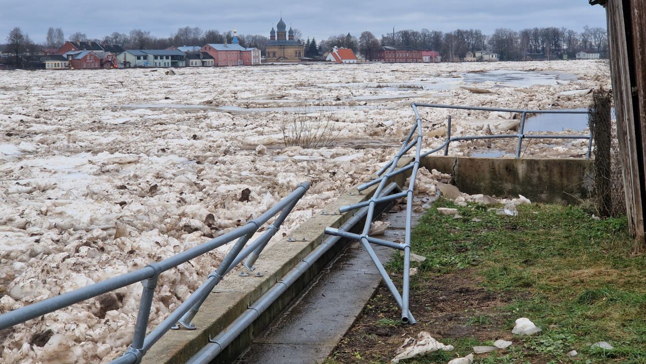 Daugavā krītas ūdens līmenis, tomēr bīstamība Jēkabpilī vēl pastāv