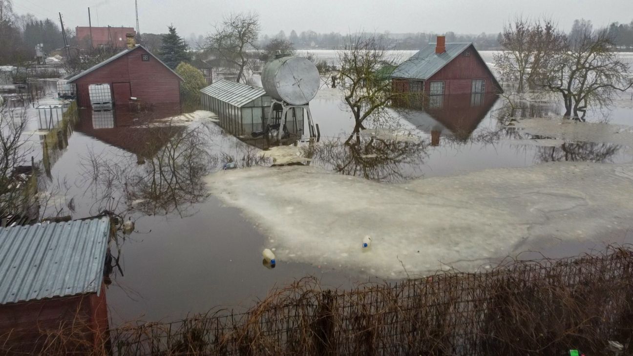 Par plūdu kompensācijām iedzīvotājiem varēs lemt pēc plūdu seku novēršanas