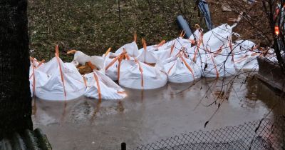 Jēkabpils iedzīvotāji aicināti neatstāt automa&scaron;īnas Pļaviņu ielas posmā no Viestura ielas līdz klosterim