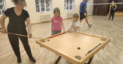 Aknīstē aizvadīts pirmais galda spēļu vakars