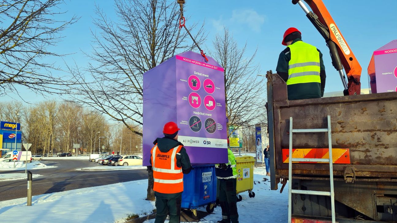 Jēkabpilī uzstādīti tekstila šķirošanas konteineri