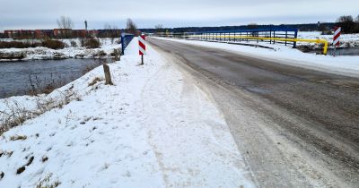 Sakas salas iedzīvotāji uztraucas par Sakas tiltu un dambi