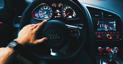 Jēkabpilī aptur autovadītāju bez tiesībām