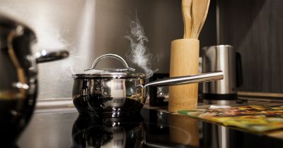 Aizkraukles pagastā uz plīts piededzis ēdiens