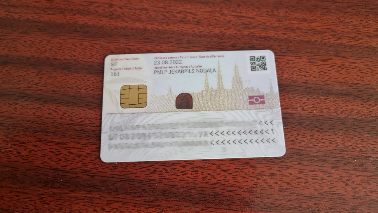 Elektroniskās ID kartes nebūs obligāti jāpaspēj iegūt līdz maijam