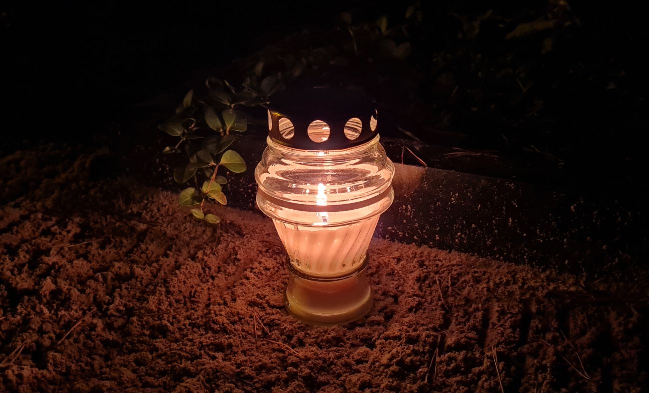 Pašvaldībām piešķir 14 000 eiro nenoskaidrotu mirušu personu apbedīšanai