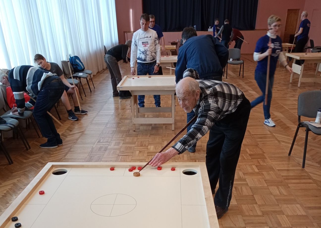 Gārsenes Tautas namā norisinājies novusa turnīrs