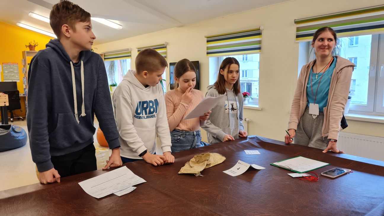 Līvānos radīta detektīvspēle “Kurš vainīgs pie barona Līvena savārgšanas?” 