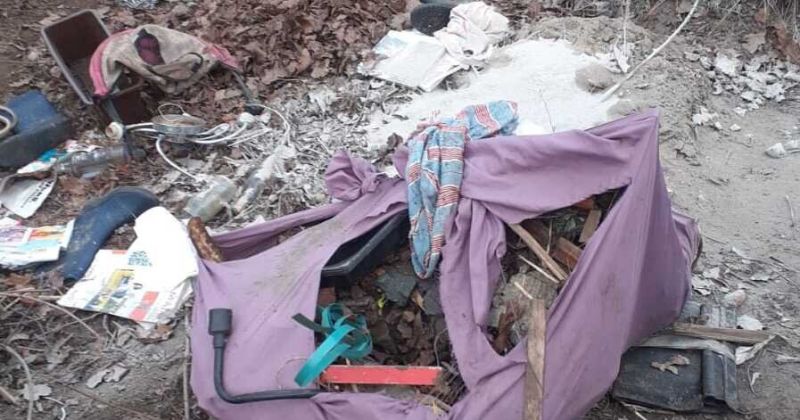 Pie vairākiem atkritumu &scaron;ķiro&scaron;anas punktiem Jēkabpilī piesārņota teritorija