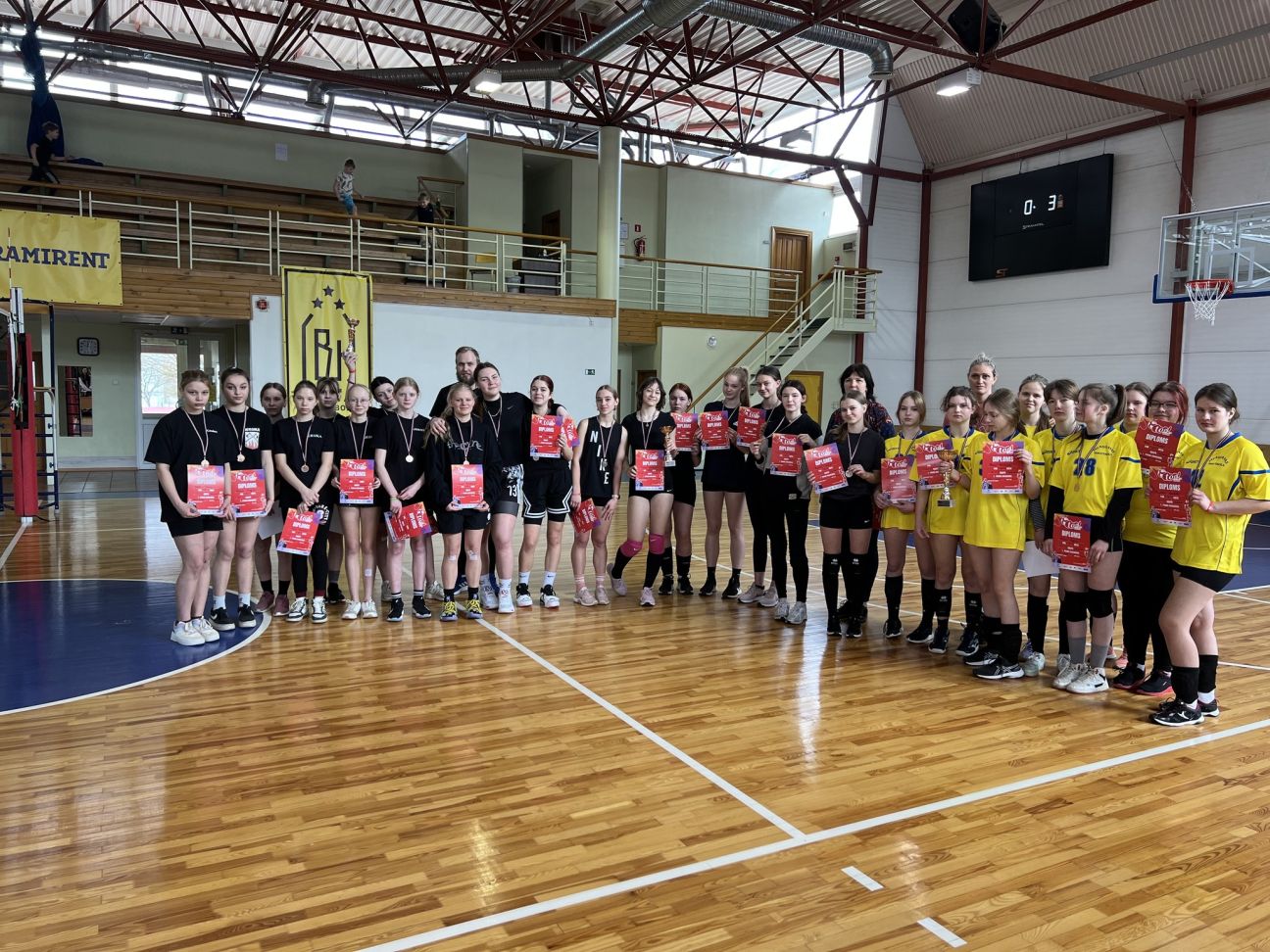 Līvānos noritējušas volejbola sacensības vispārizglītojošo skolu komandām