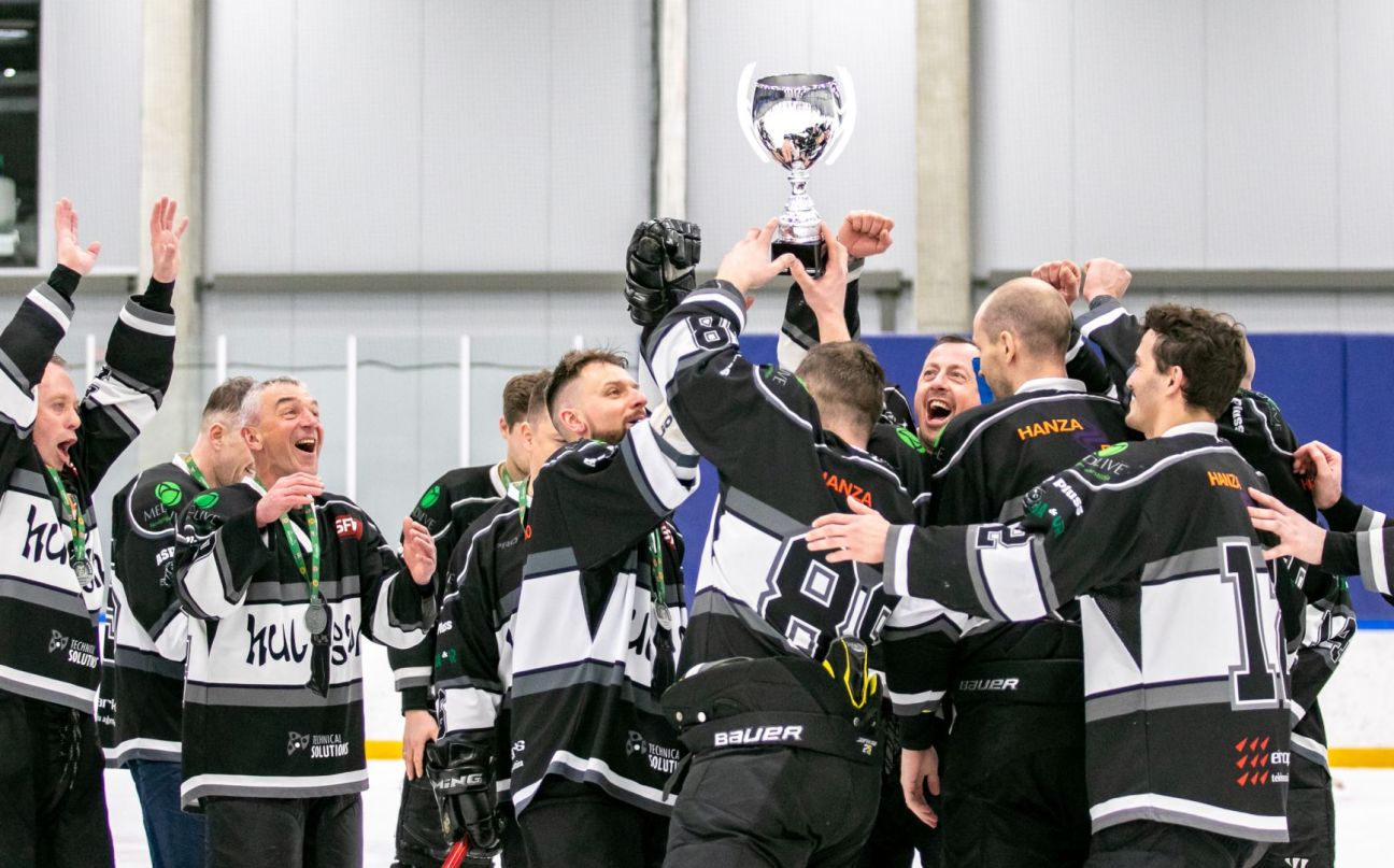 Jēkabpils novada hokeja čempionāta bronzas medaļas izcīna “Huligan”