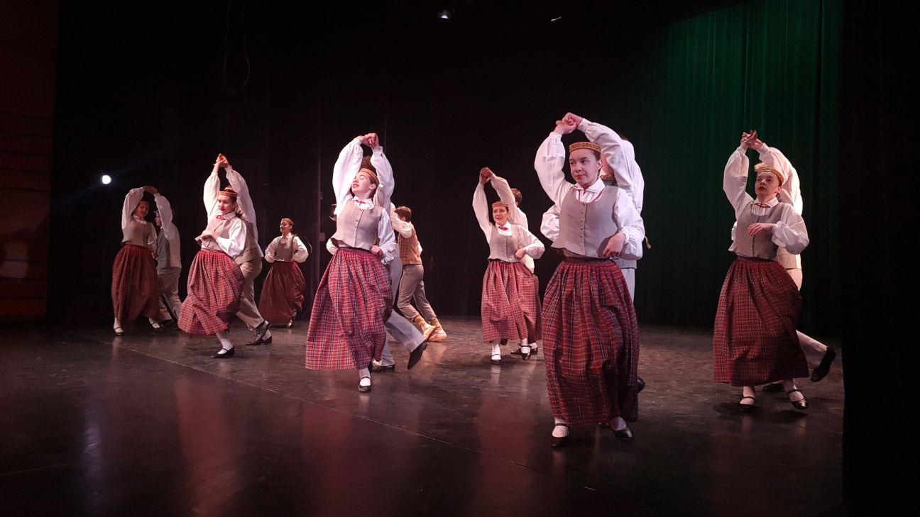 Līvānu skolēnu deju kolektīvi pulcējas Sadancī