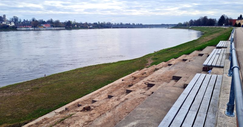 Ūdens līmenis Daugavā turpina pazemināties