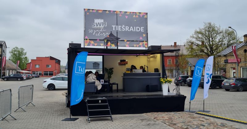 Jēkabpilī viesojas Biznesa augstskolas &ldquo;Turība&rdquo; un radio &ldquo;SWH&rdquo; mobilā studija