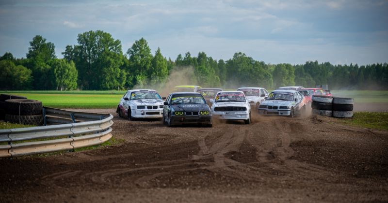 Aizvadīts Latvijas-Lietuvas rallijkrosa čempionāta otrais posms Baronu autotrasē