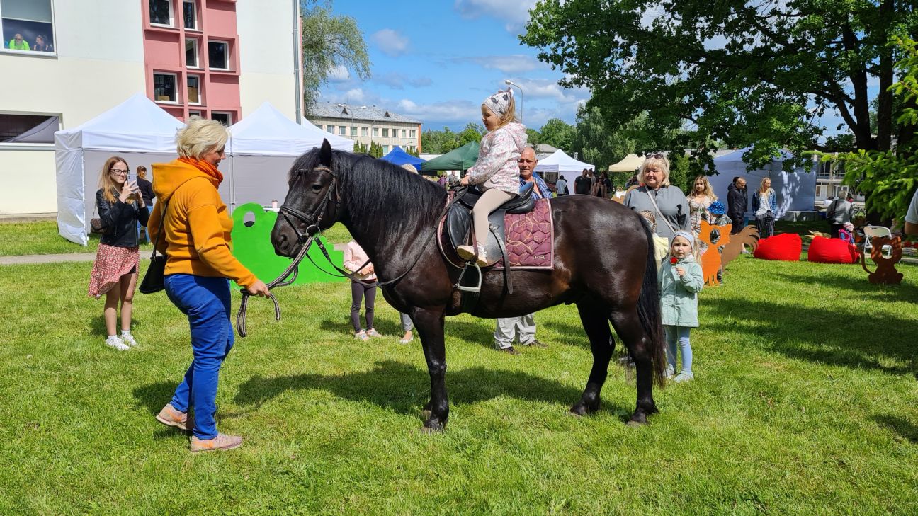 Aizvadīti Salas ciema svētki