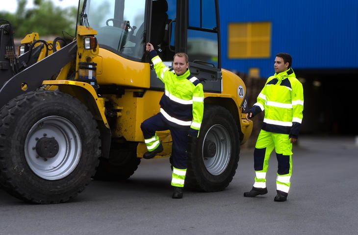Darba apģērbi – prasības dažādās darba vidēs