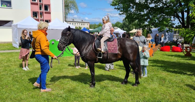 Aizvadīti Salas ciema svētki