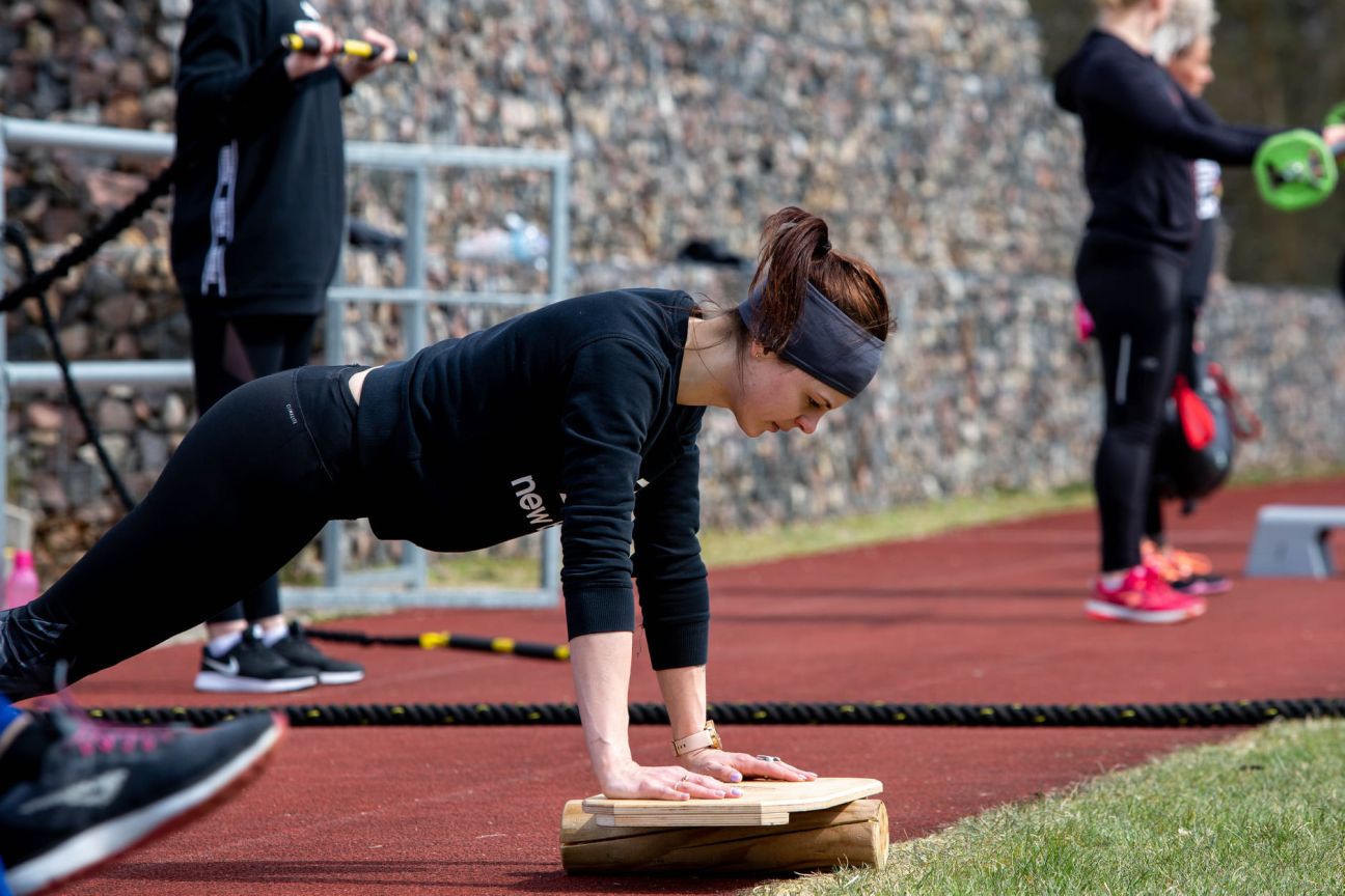 Iedzīvotāji aicināti apmeklēt vingrošanas nodarbības Jēkabpils novadā