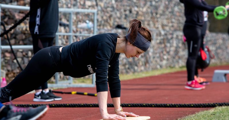 Iedzīvotāji aicināti apmeklēt vingro&scaron;anas nodarbības Jēkabpils novadā