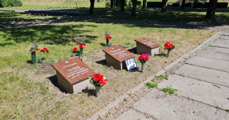 Brāļu kapos Jēkabpilī uzstādīta video novēro&scaron;anas kamera