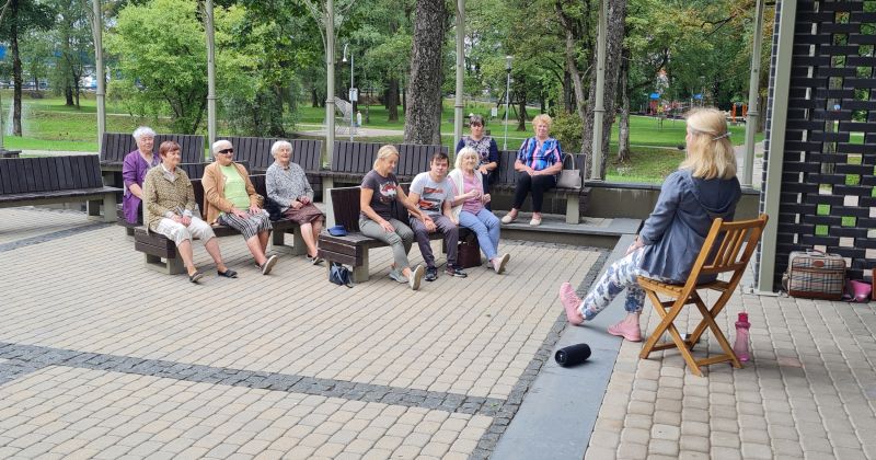 Jēkabpilī popularizē dejas sēdus