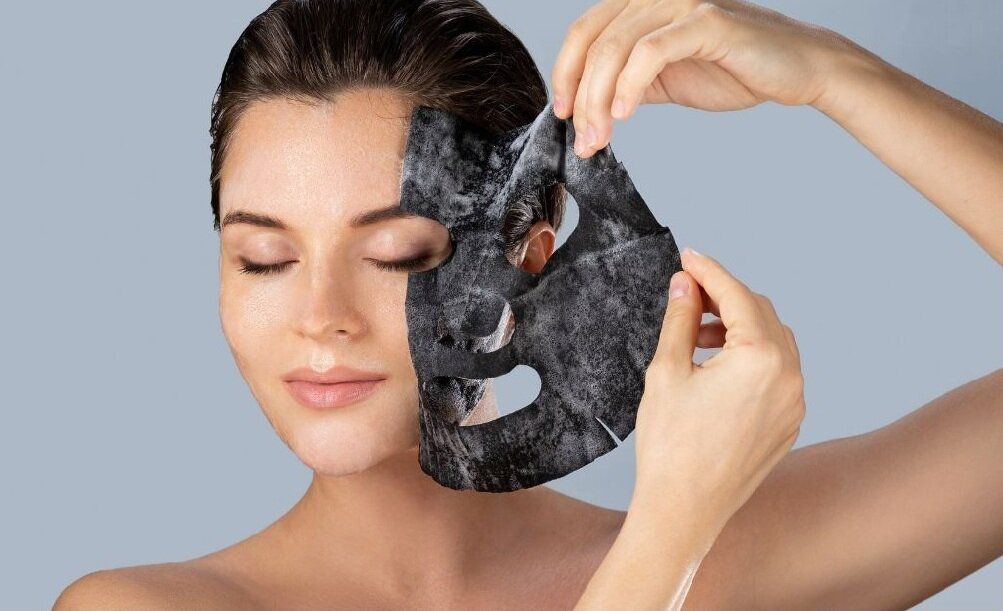 Kā darbojas kokogles sejas maskas? Pārsteidzoši fakti