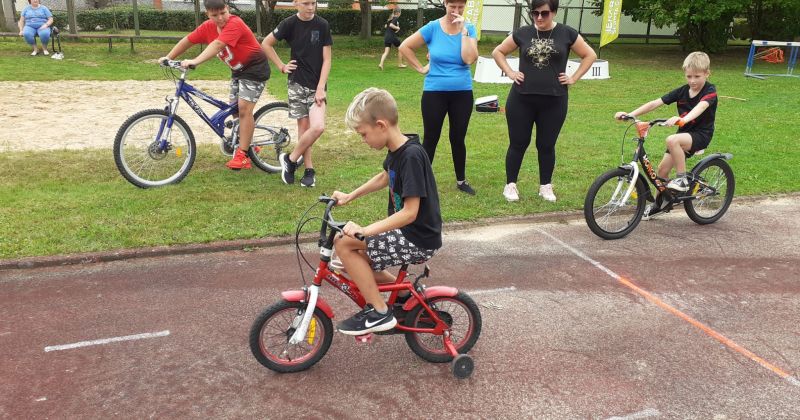 Mežārē aizvadīta Sporta diena