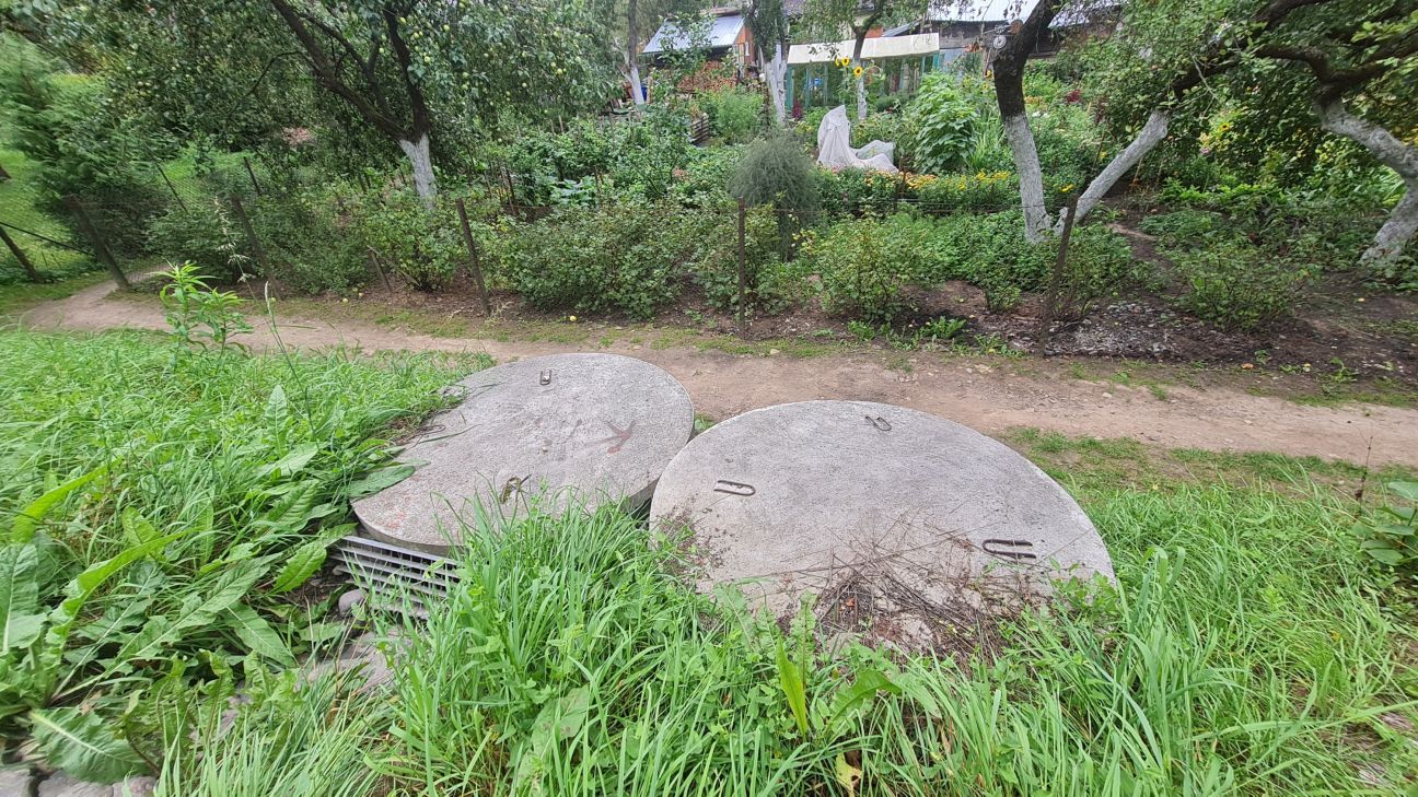 Jēkabpilietei regulāri applūst dārzs, lai gan blakus ir infiltrācijas akas