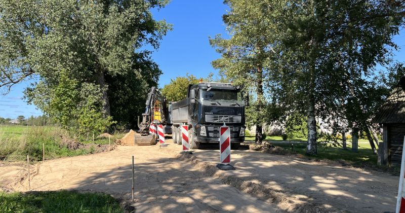 Ata&scaron;ienē pārbūvē divas ielas