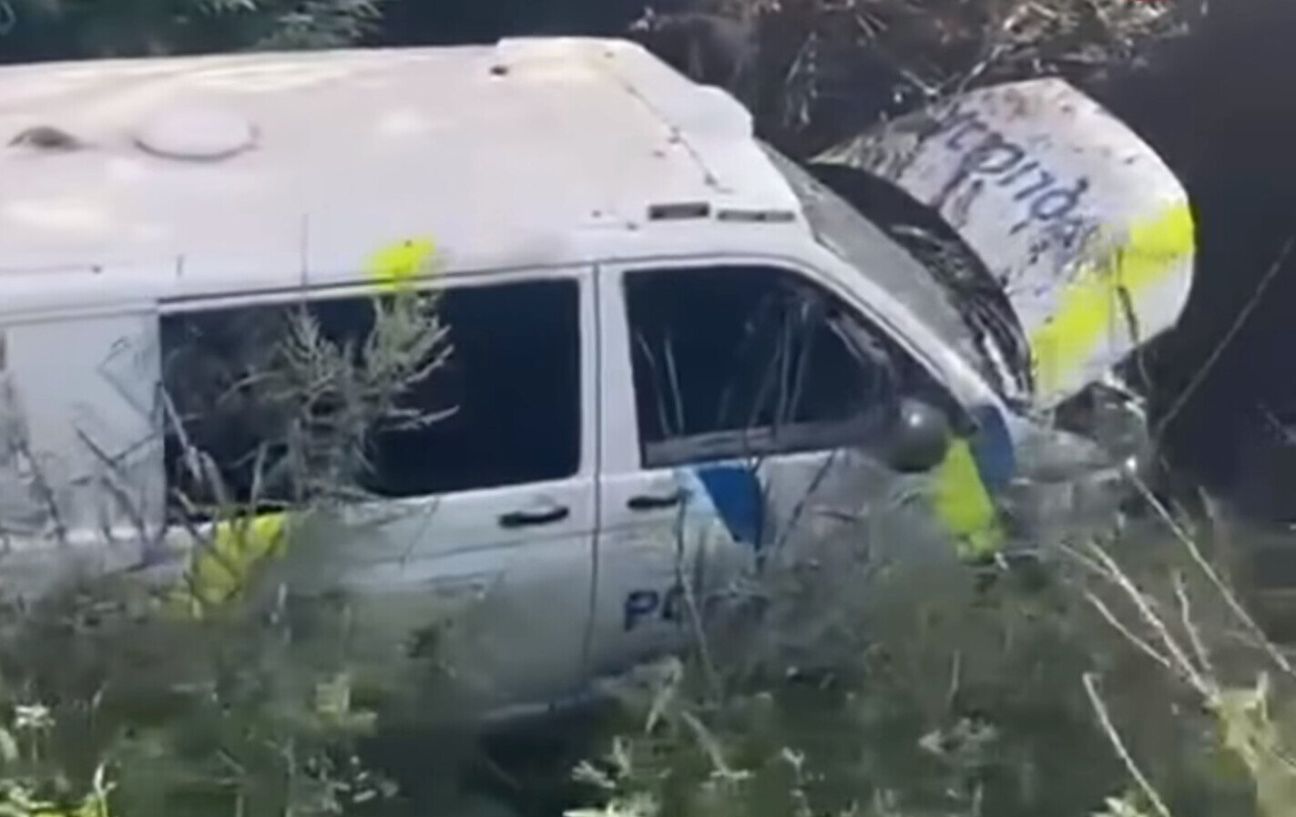 Aknīstes pagastā pakaļdzīšanās beidzas ar divām automašīnām grāvī