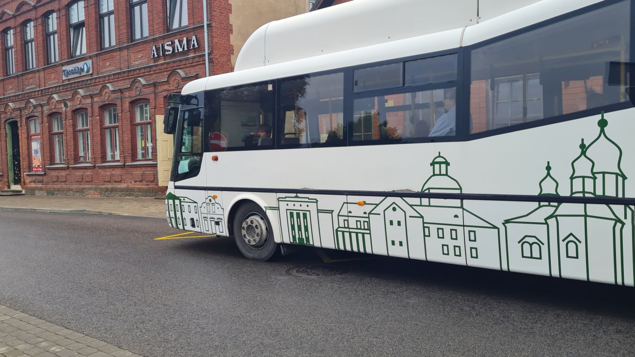 Šoferis, kurš vadīja Jēkabpils maršruta autobusu dzērumā, ir atlaists no darba