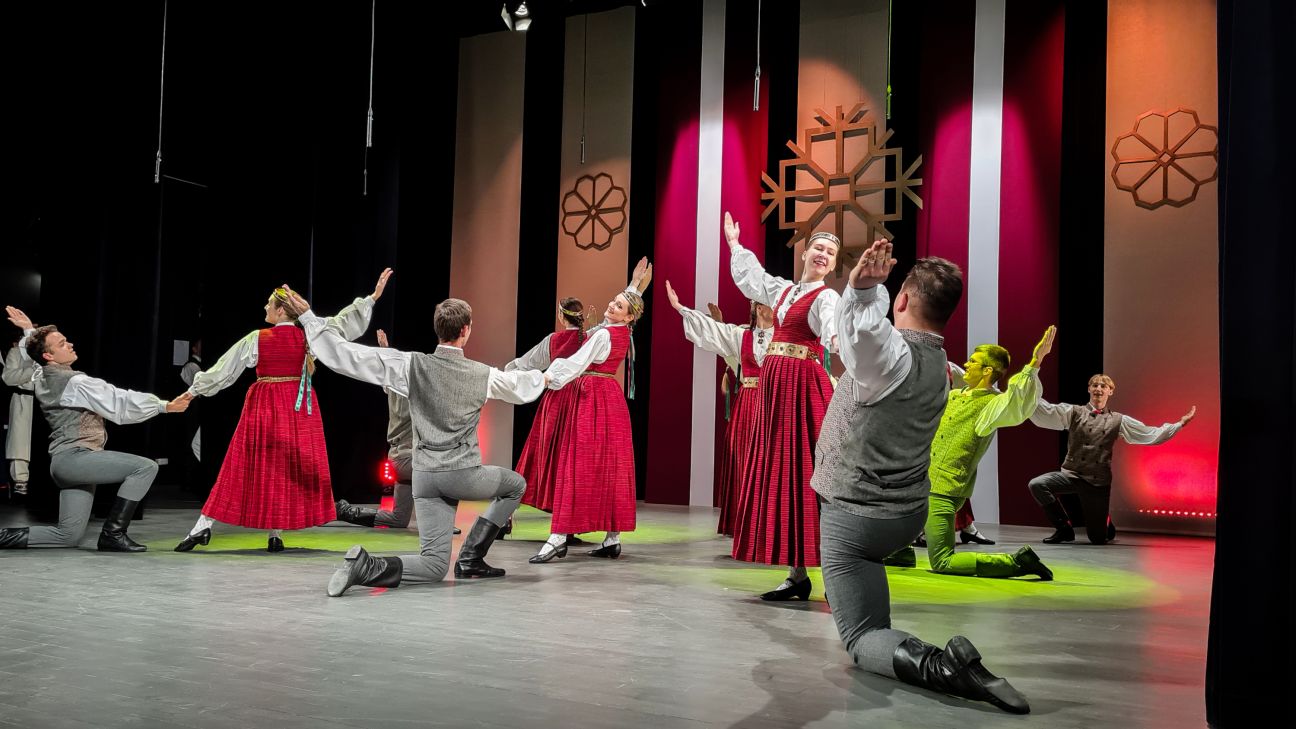 Jēkabpilī izskan Valsts svētku svinīgais sarīkojums