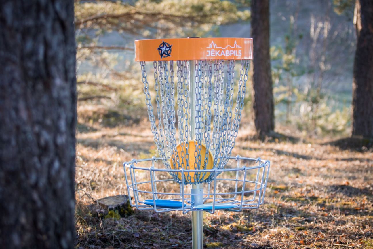 Izveidots disku golfa klubs “Lūša ķepa”