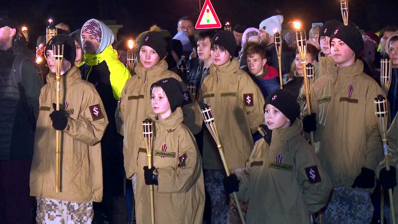 Jaunsargi aicināti 30.novembrī uz mācību iestādēm doties formas tērpos