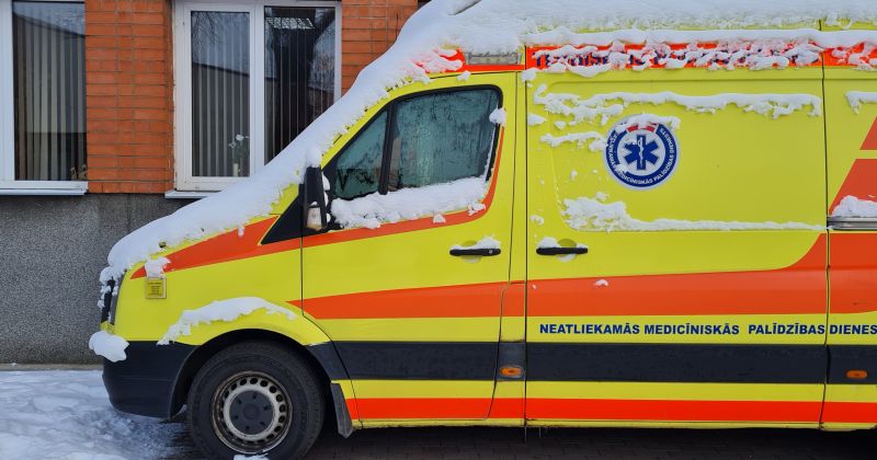 Viesītes pagastā automa&scaron;īnu sadursmē traumas guvu&scaron;i divi cilvēki