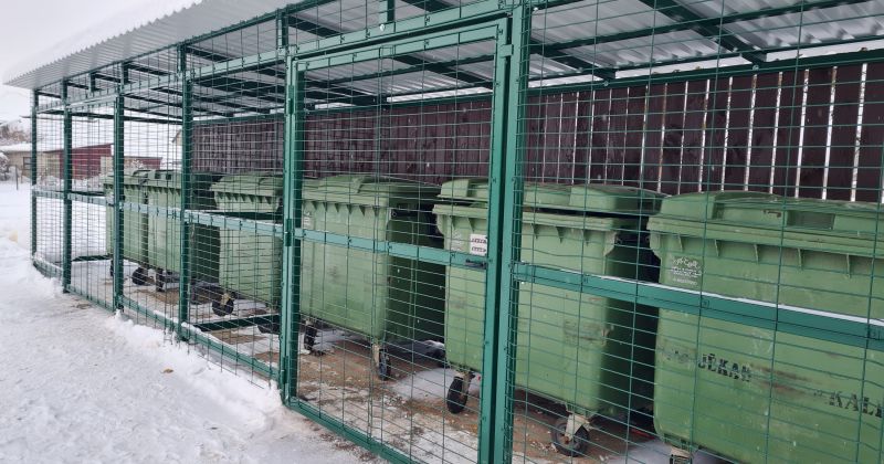 Madonas ielas slēgtā atkritumu novietne tiek regulāri uzlauzta