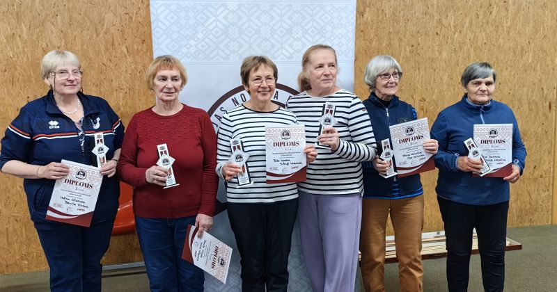 Jēkabpiliete Rita Lamba ar pārinieci izcīna Latvijas kausu novusā dubultspēlēs