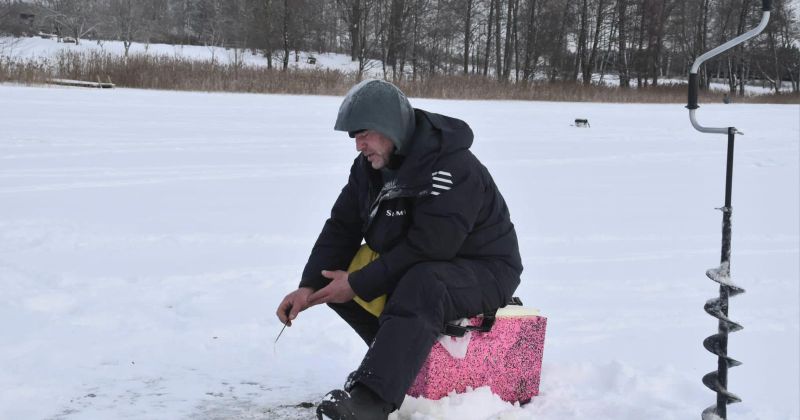 Aizvadīts pirmais posms Jēkabpils novada čempionātā zemledus mak&scaron;ķerē&scaron;anā