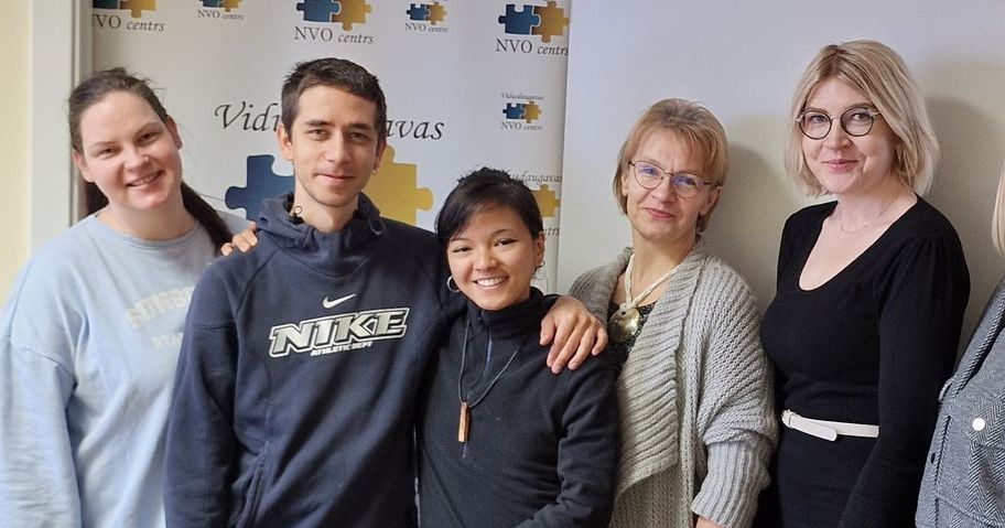 Jēkabpilī ieradu&scaron;ies divi brīvprātīgie jaunie&scaron;i no Itālijas