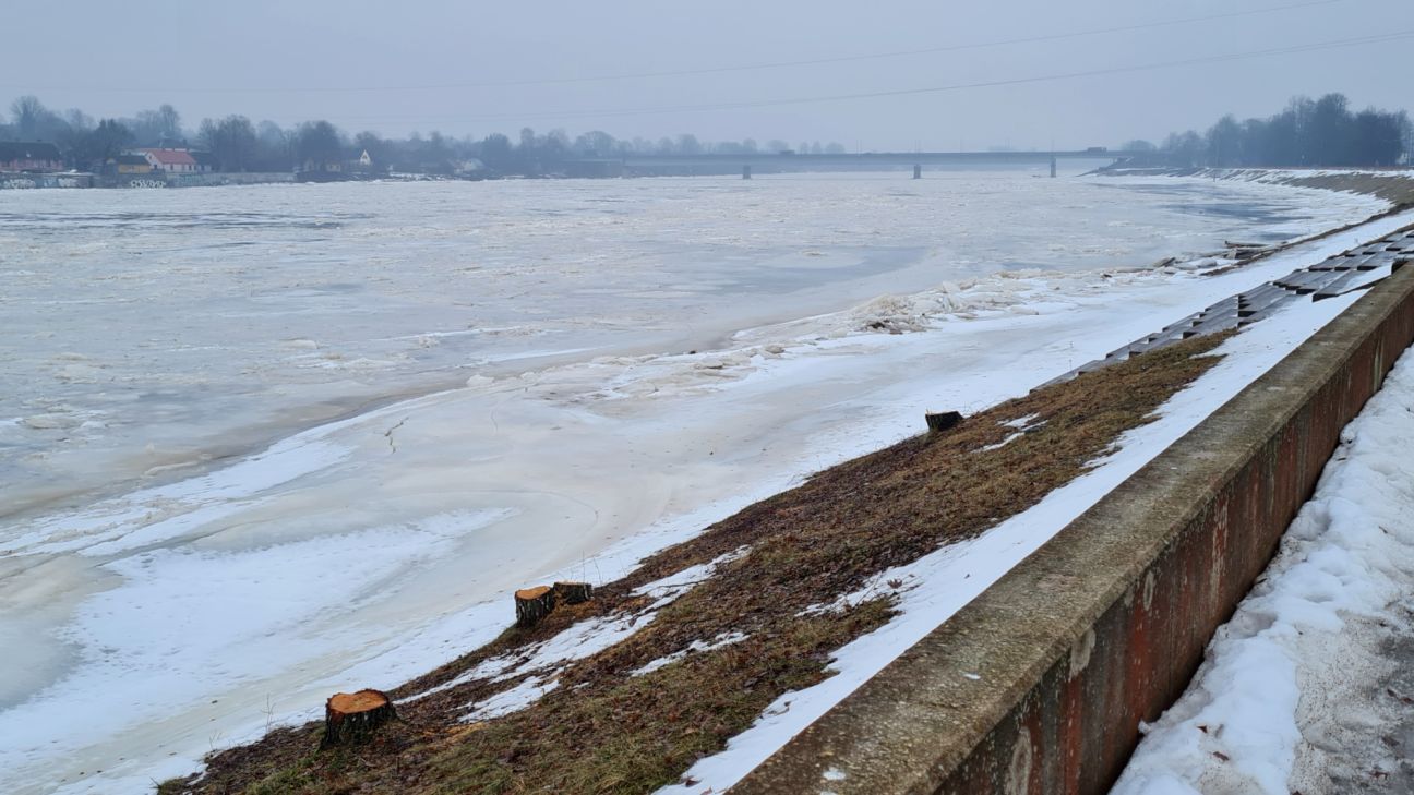 Atbalsta Jēkabpils plūdu risku novēršanas projekta idejas virzīšanu Eiropas finansējuma saņemšanai