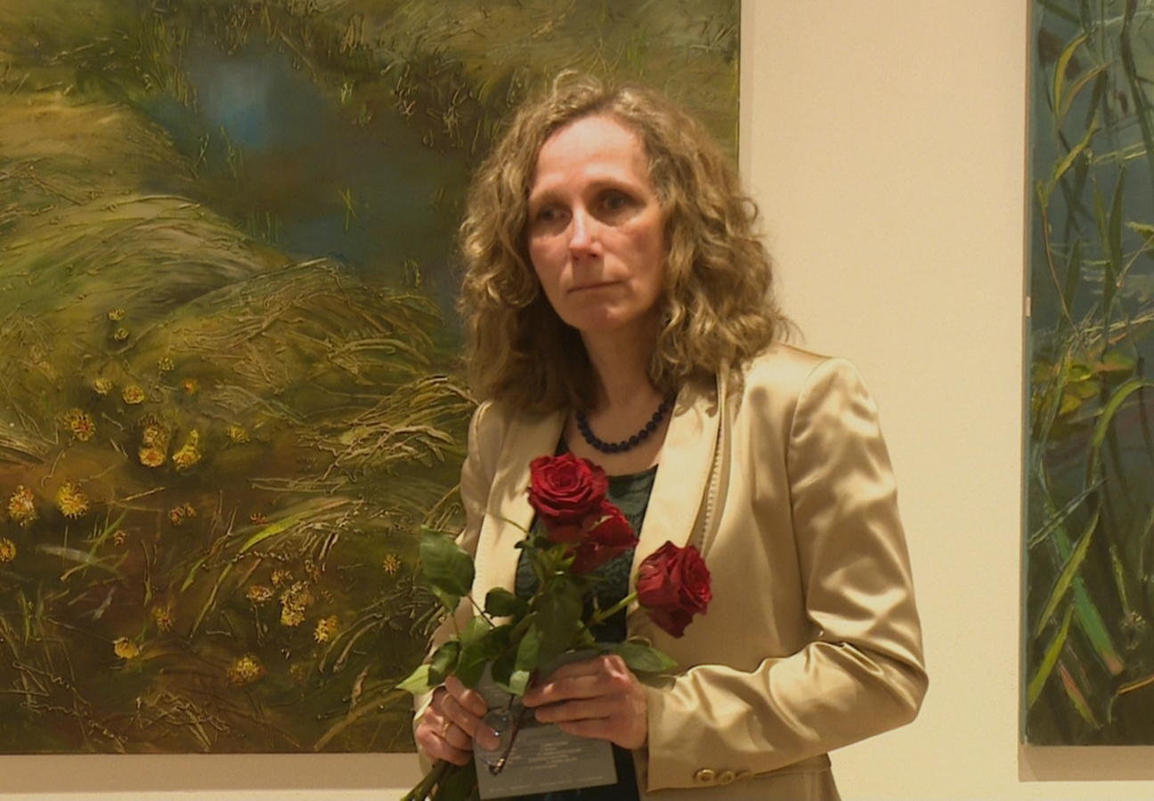 Jēkabpils Tautas namā skatāma Rutas Štelmaheres gleznu izstāde «Laika faktūras»