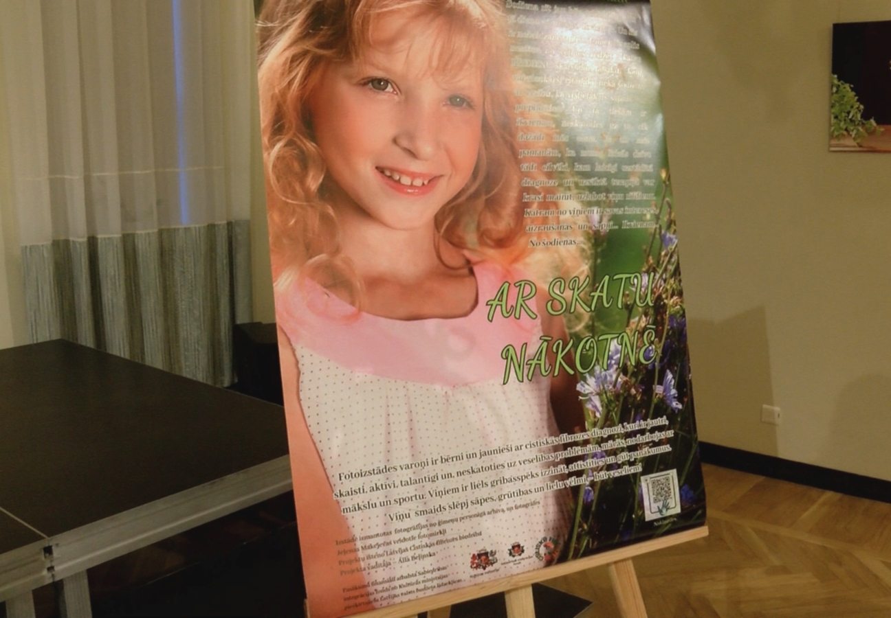 Krustpils kultūras centrā skatāma ceļojošā foto izstāde “Ar skatu nākotnē”